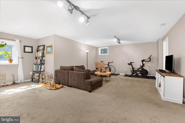 2820 PENNYPOND LN N, Annapolis, MD 21401