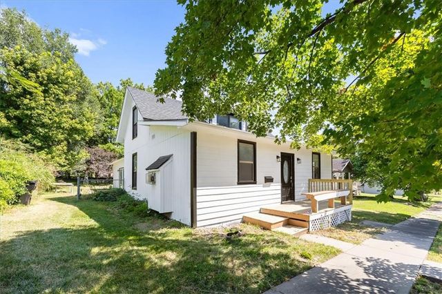 106 S Jeffreys Street, Pleasant Hill, MO 64080