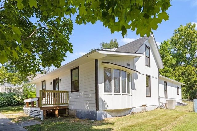 106 S Jeffreys Street, Pleasant Hill, MO 64080