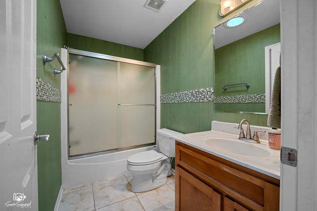 1212 Southcreek Drive, Manteno, IL 60950