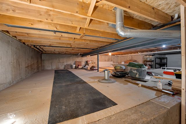 1212 Southcreek Drive, Manteno, IL 60950