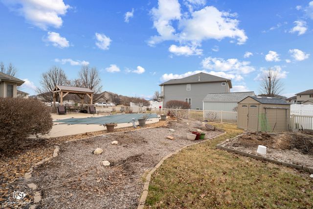 1212 Southcreek Drive, Manteno, IL 60950