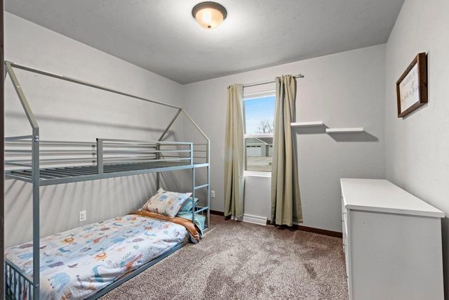 3200 S WEILER ROAD, Kaukauna, WI 54130