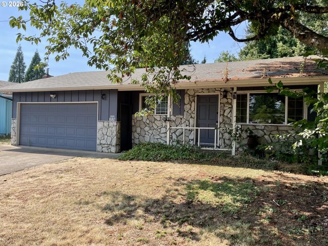 1680 W QUINALT St, Springfield, OR 97477