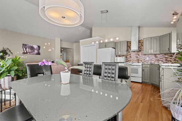 1295 BRIDGEVIEW DR, Layton, UT 84041