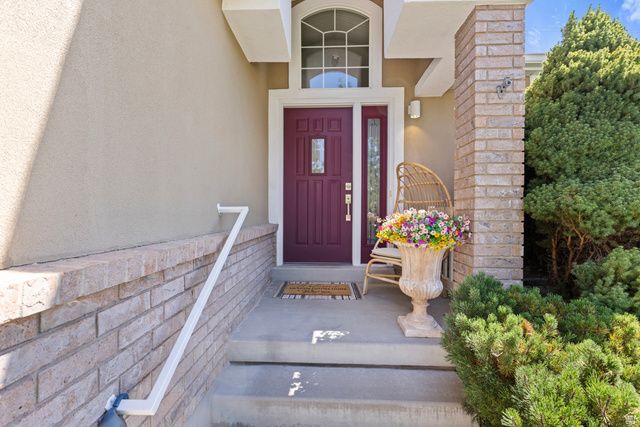 1295 BRIDGEVIEW DR, Layton, UT 84041