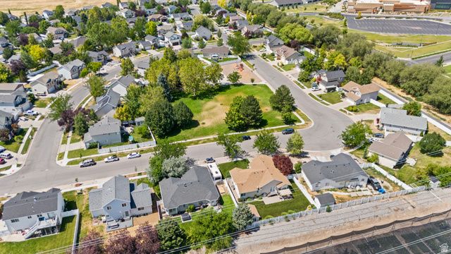 1295 BRIDGEVIEW DR, Layton, UT 84041