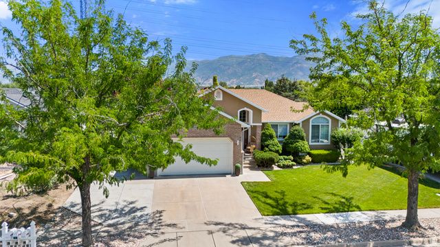 1295 BRIDGEVIEW DR, Layton, UT 84041