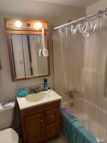 809 Pipis Drive, Frenchtown Twp, MI 48162