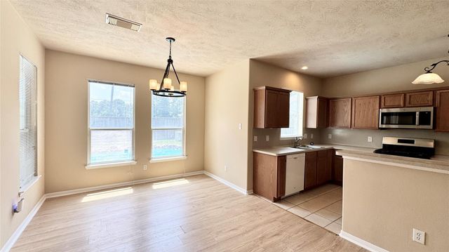11011 Northam Drive, Tomball, TX 77375