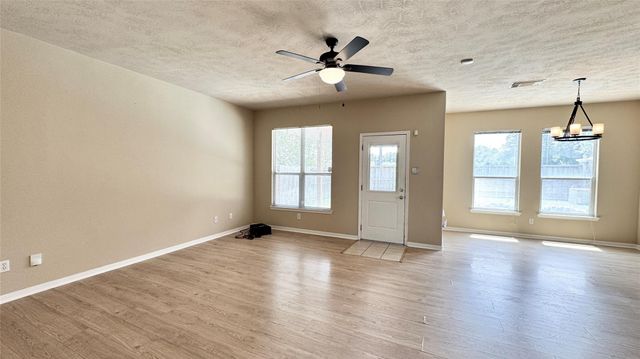 11011 Northam Drive, Tomball, TX 77375
