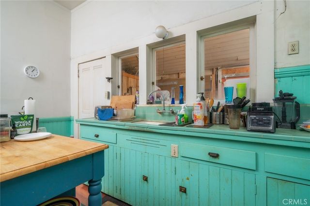 698 Terrace Road, San Bernardino, CA 92410