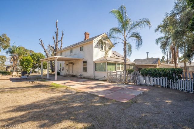 698 Terrace Road, San Bernardino, CA 92410