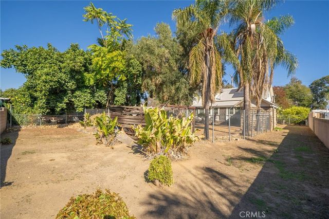 698 Terrace Road, San Bernardino, CA 92410