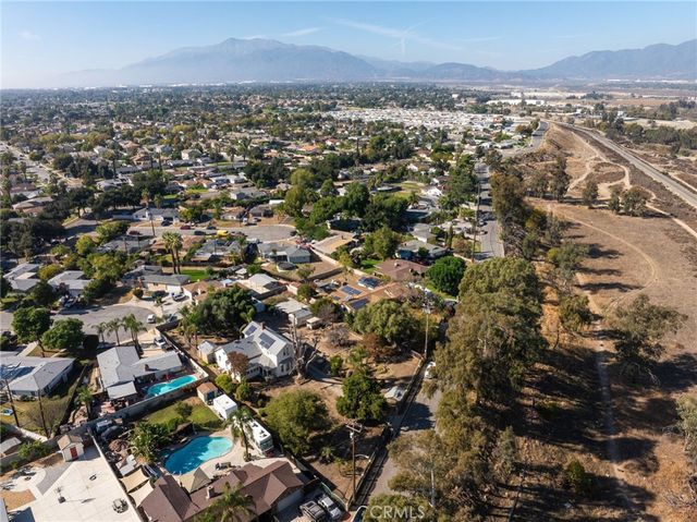 698 Terrace Road, San Bernardino, CA 92410