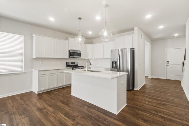 1009 Skidaway Drive, Spartanburg, SC 29303