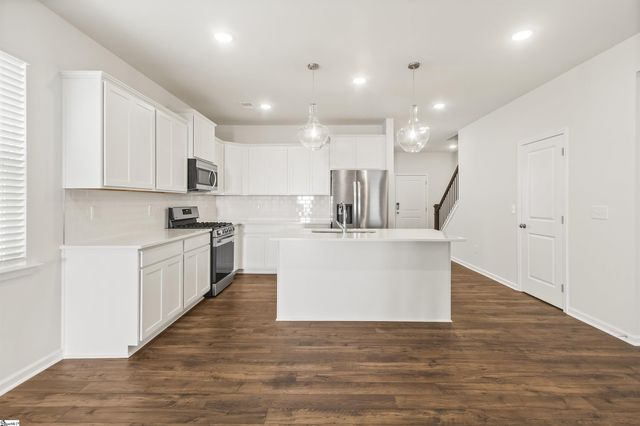 1009 Skidaway Drive, Spartanburg, SC 29303