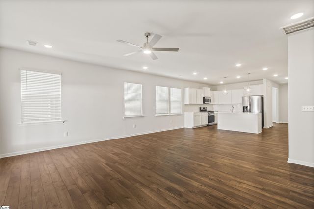 1009 Skidaway Drive, Spartanburg, SC 29303