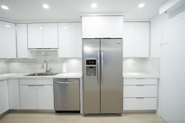 3801 S Ocean Drive PH16S, Hollywood, FL 33019