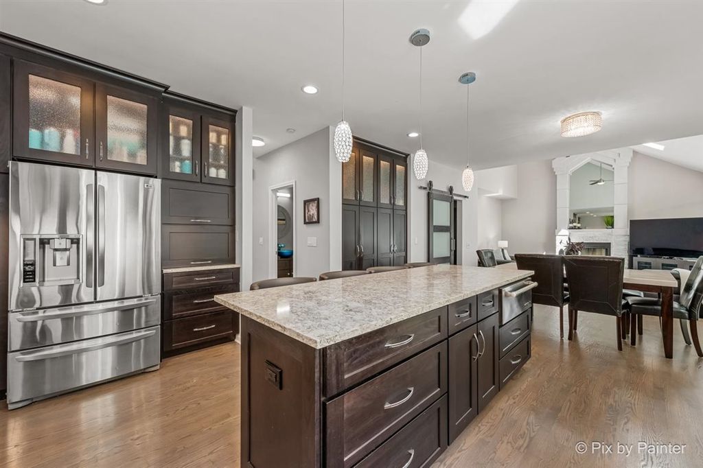 1317 Darien Club Drive, Darien, IL 60561 — photo 4