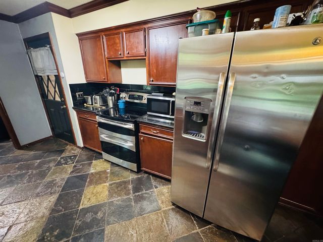 8 Coyote Drive, Conway, AR 72032