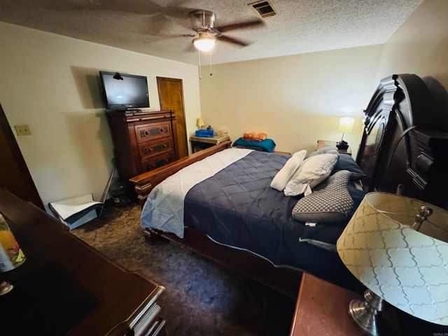 8 Coyote Drive, Conway, AR 72032
