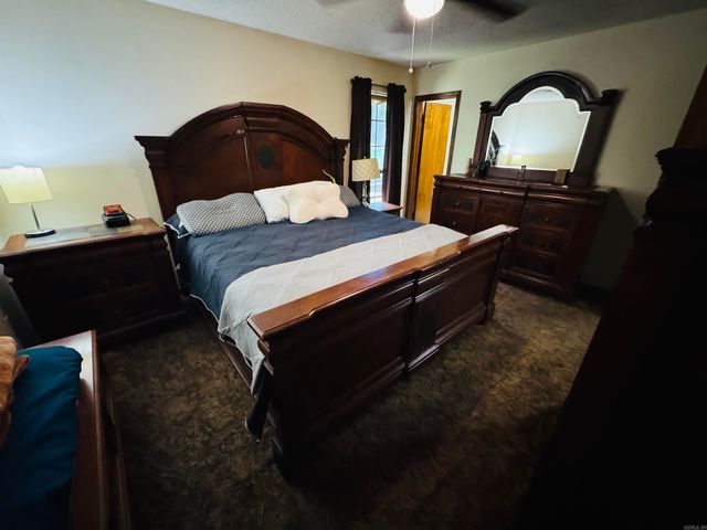 8 Coyote Drive, Conway, AR 72032