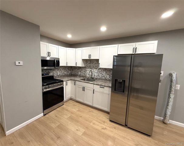 163 JULES Avenue, Wallkill, NY 12589