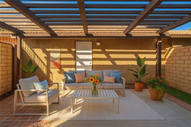 123 S Hollenbeck Avenue, Covina, CA 91723