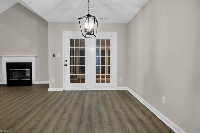 713 Mashie CT, Newport News, VA 23602