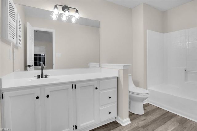 713 Mashie CT, Newport News, VA 23602