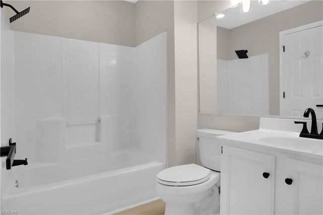 713 Mashie CT, Newport News, VA 23602