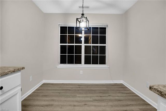 713 Mashie CT, Newport News, VA 23602