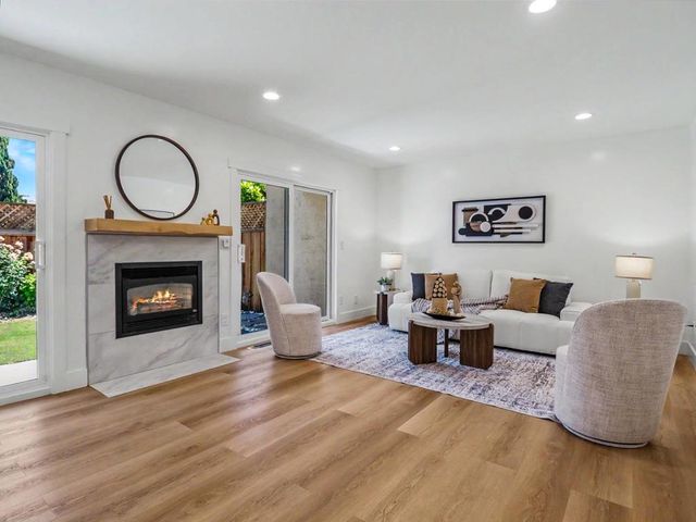 2229 Avenida De Los Alumnos, Santa Clara, CA 95054