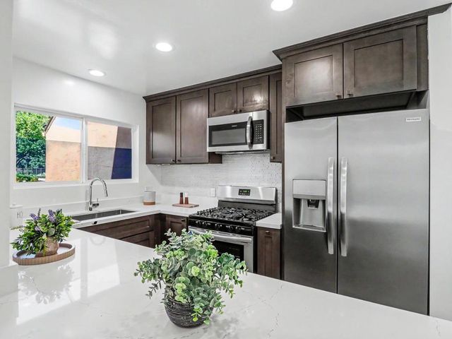 2229 Avenida De Los Alumnos, Santa Clara, CA 95054