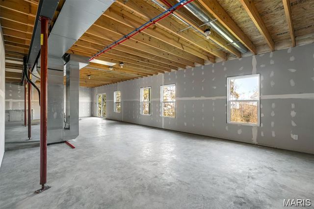 28500 Shallow Water Road, Warrenton, MO 63383