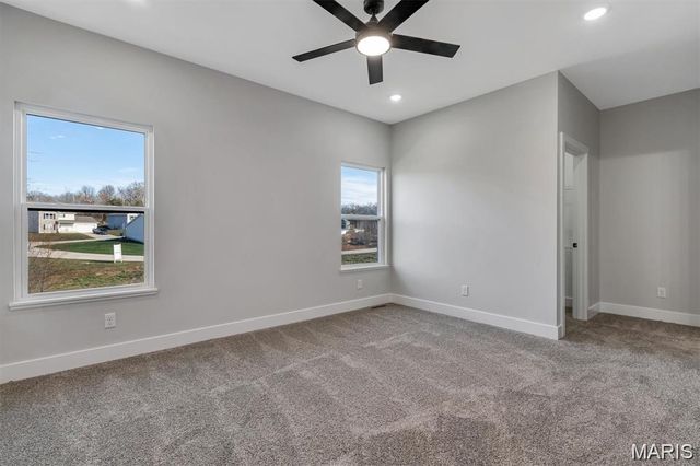 28500 Shallow Water Road, Warrenton, MO 63383