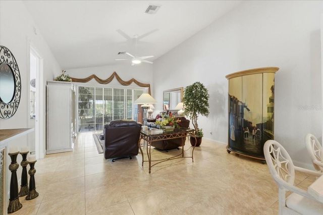 352 MEANDERING WAY, Polk City, FL 33868