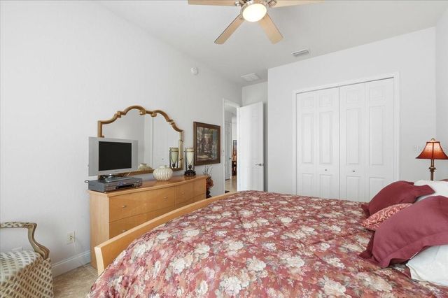 352 MEANDERING WAY, Polk City, FL 33868