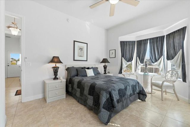 352 MEANDERING WAY, Polk City, FL 33868