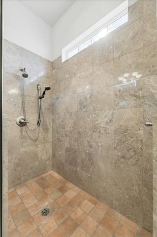 352 MEANDERING WAY, Polk City, FL 33868