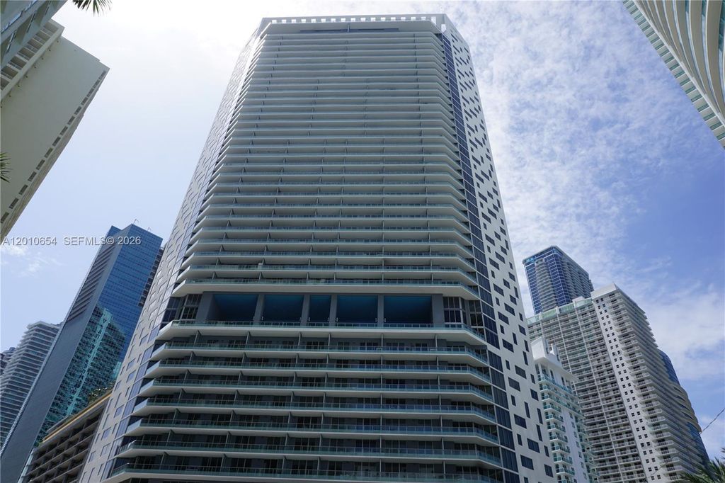 1300 Brickell Bay Dr 1904, Miami, FL 33131