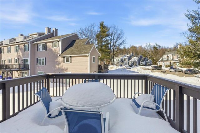 15 Shoal Creek Road, Hudson, NH 03051