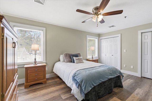 15 Shoal Creek Road, Hudson, NH 03051