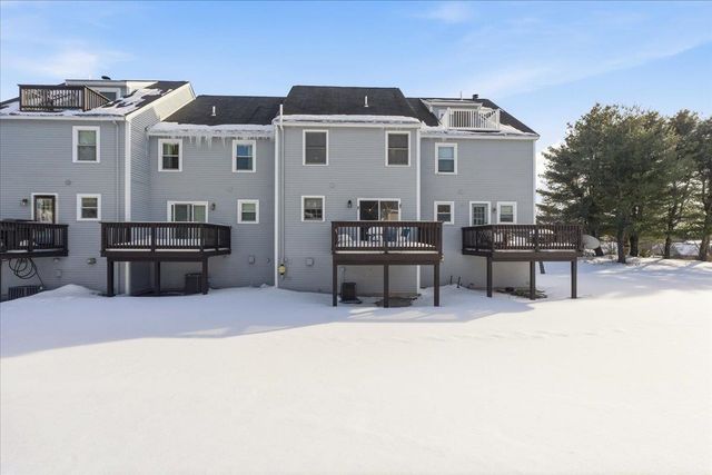 15 Shoal Creek Road, Hudson, NH 03051