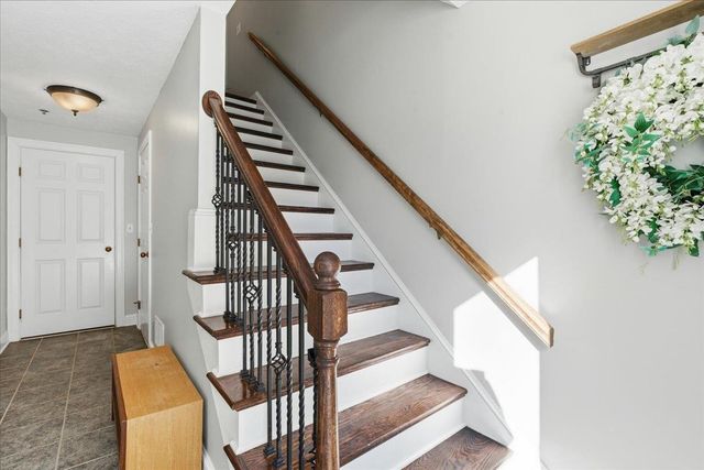 15 Shoal Creek Road, Hudson, NH 03051