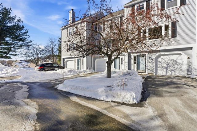 15 Shoal Creek Road, Hudson, NH 03051