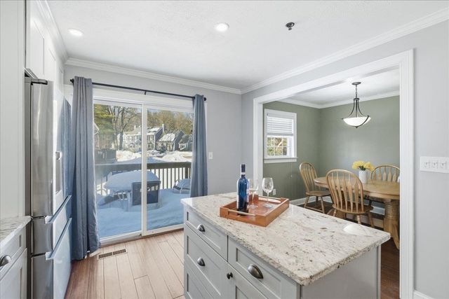 15 Shoal Creek Road, Hudson, NH 03051