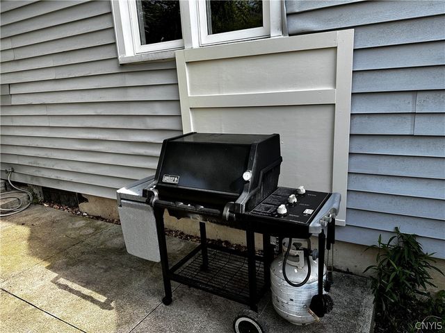 175 Edgehill Road, Syracuse, NY 13224
