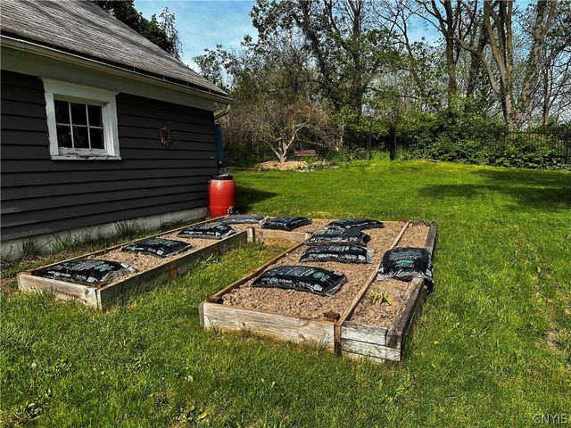 175 Edgehill Road, Syracuse, NY 13224
